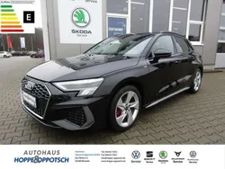 Mythosschwarz Gebraucht 2024 Audi A3 S-Line Limousine | 38.990 € (Teuer)