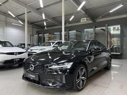 Black solid Gebraucht 2021 Volvo S60 R-Design Limousine | 31.990 € (Fairer Preis)