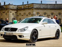 Weiß Gebraucht 2009 Mercedes CLS63 AMG AMG Coupé | 20.555 € (Guter Preis)