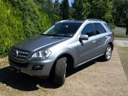 Silber Gebraucht 2010 Mercedes ML350 SUV | 13.700 € (Etwas zu teuer)