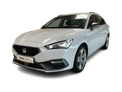 Weiß Gebraucht 2023 Seat Leon 4Drive Kombi | 28.479 € (Fairer Preis)