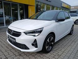 Jade weiß uni/dach diamant sch Gebraucht 2022 Opel Corsa-e GS Line Kleinwagen | 16.990 € (Fairer Preis)