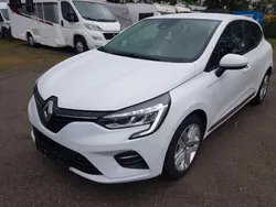 Weiß Gebraucht 2020 Renault Clio V Experience Kleinwagen | 9.700 € (Fairer Preis)