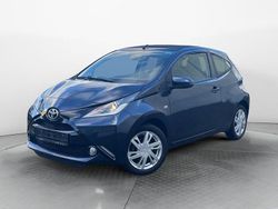 Blau Gebraucht 2014 Toyota Aygo X-wave Kleinwagen | 6.900 € (Fairer Preis)