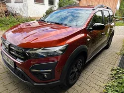 Braun Gebraucht 2022 Dacia Jogger Extreme Kombi | 14.900 € (Superpreis)