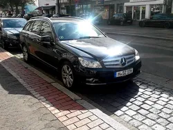 Schwarz Gebraucht 2025 Mercedes C320 Kombi | 6.350 €