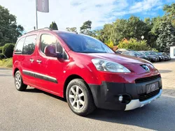 Rot Gebraucht 2009 Peugeot Partner Tepee Tendance Van / Kleinbus | 1.990 € (Etwas zu teuer)