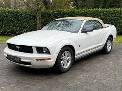 Weiß Gebraucht 2008 Ford Mustang Cabrio | 15.900 € (Fairer Preis)