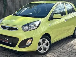 Grün Gebraucht 2014 Kia Picanto Edition 7 Kleinwagen | 4.990 € (Fairer Preis)