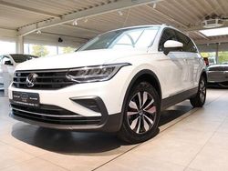 Weiß Gebraucht 2024 VW Tiguan Move SUV | 37.990 € (Fairer Preis)