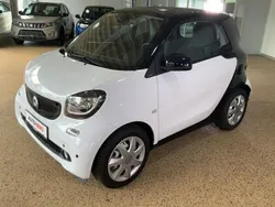 Weiß Gebraucht 2019 Smart ForTwo Coupé Coupé | 15.270 € (Etwas zu teuer)