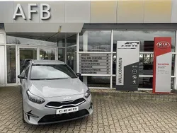 Grau Neu 2025 Kia Ceed Sportswagon 3 Kombi | 26.990 € (Etwas zu teuer)