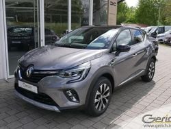 Stahlgrau metallic/dach in blackpearlschwarz Gebraucht 2024 Renault Captur Techno SUV | 25.490 € (Fairer Preis)