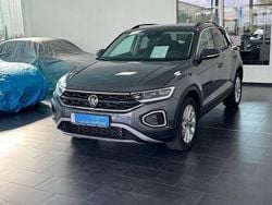 Indiumgrau Gebraucht 2024 VW T-Roc Life SUV | 23.990 € (Superpreis)