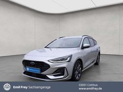 Silber Gebraucht 2024 Ford Focus ST-Line X Kombi | 22.840 € (Fairer Preis)