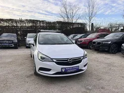 Schneeweiss/summitwhite/arctic Gebraucht 2019 Opel Astra Edition Limousine | 9.799 € (Guter Preis)
