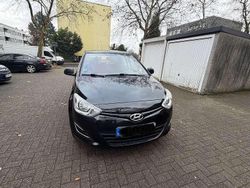 Schwarz Gebraucht 2014 Hyundai i20 Edition Limousine | 5.250 € (Guter Preis)