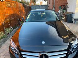 Schwarz Gebraucht 2014 Mercedes C220 Avantgarde Limousine | 14.500 € (Etwas zu teuer)