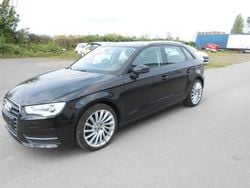 Schwarz Gebraucht 2014 Audi A3 Sportback Ambition Limousine | 10.300 € (Guter Preis)