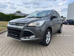 Grau Gebraucht 2016 Ford Kuga Titanium SUV | 10.400 € (Fairer Preis)