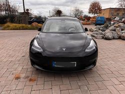 Schwarz Gebraucht 2022 Tesla Model 3 Limousine | 32.690 € (Fairer Preis)