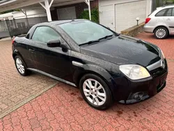 Schwarz Gebraucht 2007 Opel Tigra Cabrio | 2.700 € (Fairer Preis)