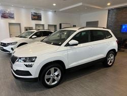Weiß Gebraucht 2020 Skoda Karoq SUV | 18.985 € (Guter Preis)