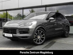 Grau Neu 2025 Porsche Cayenne SUV | 125.150 €