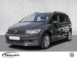 Grau Gebraucht 2022 VW Touran Comfortline Van / Kleinbus | 23.941 € (Superpreis)