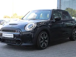 Schwarz Gebraucht 2022 Mini Cooper S Kleinwagen | 25.880 € (Guter Preis)