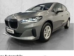 Grau Gebraucht 2022 BMW 218 Luxury Line Van / Kleinbus | 26.980 € (Fairer Preis)