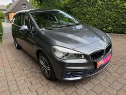 Grau Gebraucht 2016 BMW 218 Gran Tourer Sport Line Van / Kleinbus | 13.780 € (Fairer Preis)