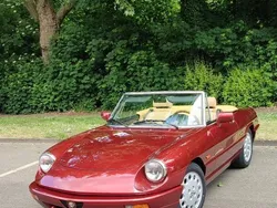 Rot Gebraucht 1992 Alfa Romeo Spider Cabrio | 26.500 €