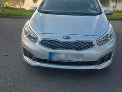 Silber Gebraucht 2017 Kia Ceed Limousine | 8.500 € (Superpreis)