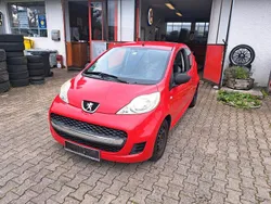 Rot Gebraucht 2009 Peugeot 107 Kleinwagen | 790 € (Guter Preis)