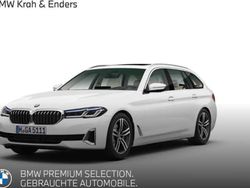 Weiss Gebraucht 2022 BMW 540 Luxury Line Kombi | 48.450 € (Fairer Preis)