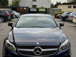 Blau Gebraucht 2016 Mercedes CLS350 AMG line Coupé | 29.500 € (Etwas zu teuer)