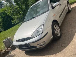 Silber Gebraucht 2005 Ford Focus Sport Kombi | 1.399 € (Superpreis)