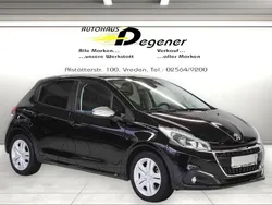 Schwarz Gebraucht 2019 Peugeot 208 Kleinwagen | 11.398 €