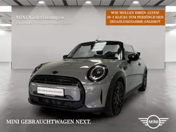 Grau Gebraucht 2022 Mini Cooper Cabriolet Cabrio | 27.990 € (Etwas zu teuer)