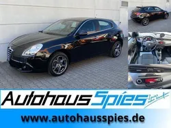 Schwarz Gebraucht 2011 Alfa Romeo Giulietta Turismo Kleinwagen | 6.490 € (Fairer Preis)
