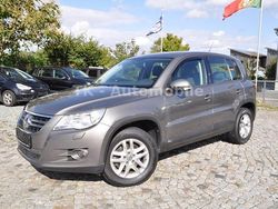 Grau Gebraucht 2010 VW Tiguan Trendline SUV | 9.480 € (Fairer Preis)