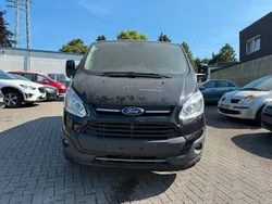 Schwarz Gebraucht 2017 Ford Transit Custom Van / Kleinbus | 15.490 € (Fairer Preis)