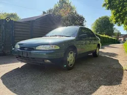 Grün Gebraucht 1996 Ford Mondeo Limousine | 2.500 €