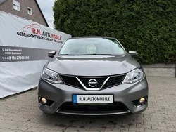 Grau Gebraucht 2017 Nissan Pulsar N-Connecta Limousine | 9.500 € (Fairer Preis)