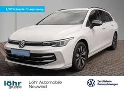 Oryxweiß perlmutteffekt Gebraucht 2024 VW Golf VIII Goal Kombi | 31.980 € (Superpreis)