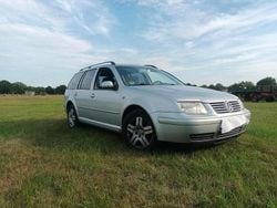 Silber Gebraucht 2004 VW Bora Limousine | 2.400 € (Etwas zu teuer)