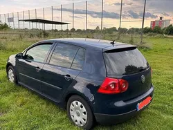 Blau Gebraucht 2006 VW Golf V Comfortline Limousine | 2.100 € (Fairer Preis)