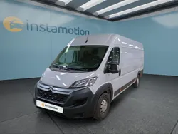 Weiß Gebraucht 2024 Citroën Jumper Van / Kleinbus | 26.899 € (Guter Preis)