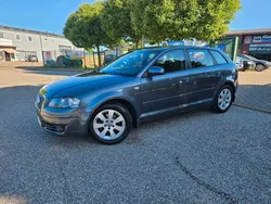 Grau Gebraucht 2004 Audi A3 Sportback Ambition Limousine | 2.999 €
